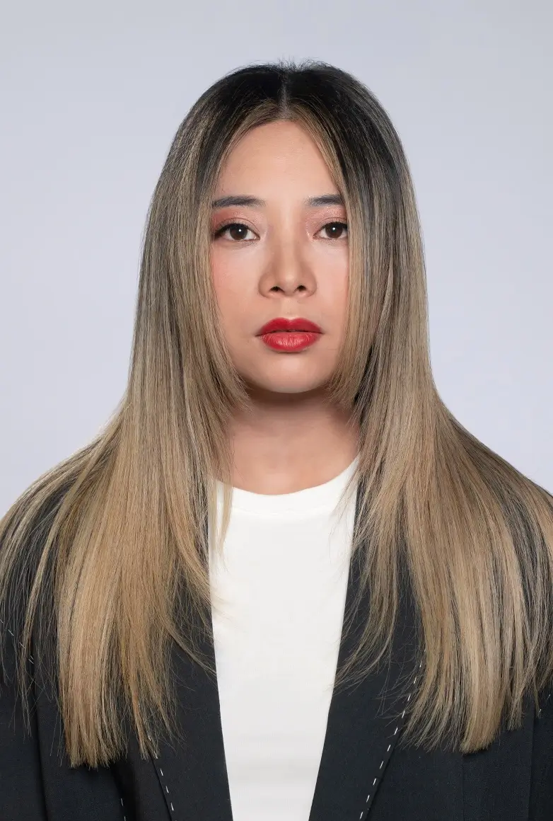 The Blonde 2026 – Unison Kollektion 3 Sandy Beige Blonde Look Aus The Blonde 2026 Kollektion Von Unison Hairstyle And Education München Und Poing