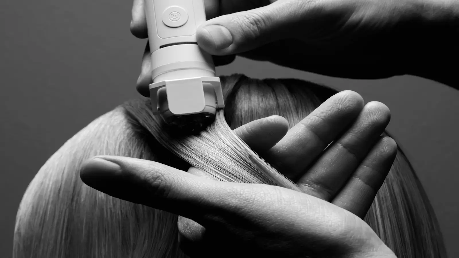 Gefärbte Haare Pflegen – Kérastase K-Scan Haaranalyse Gefärbte Haare Pflegen Mit Kérastase K-Scan Bei Der Professionellen Haaranalyse.